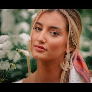 Meet your Posher, Marina